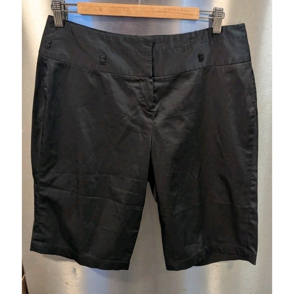 Sharagano Women's 10 Black Satin Bermuda Shorts Shiny Slick‎ Nylon Blend Retro